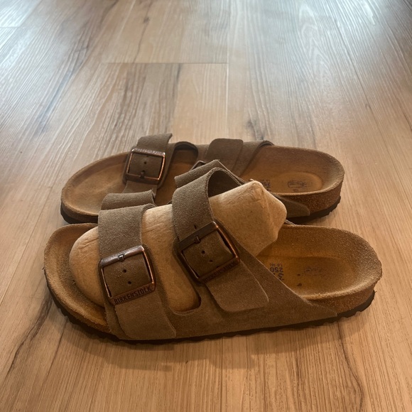 Birkenstock women size 39 EUC - Picture 3 of 7